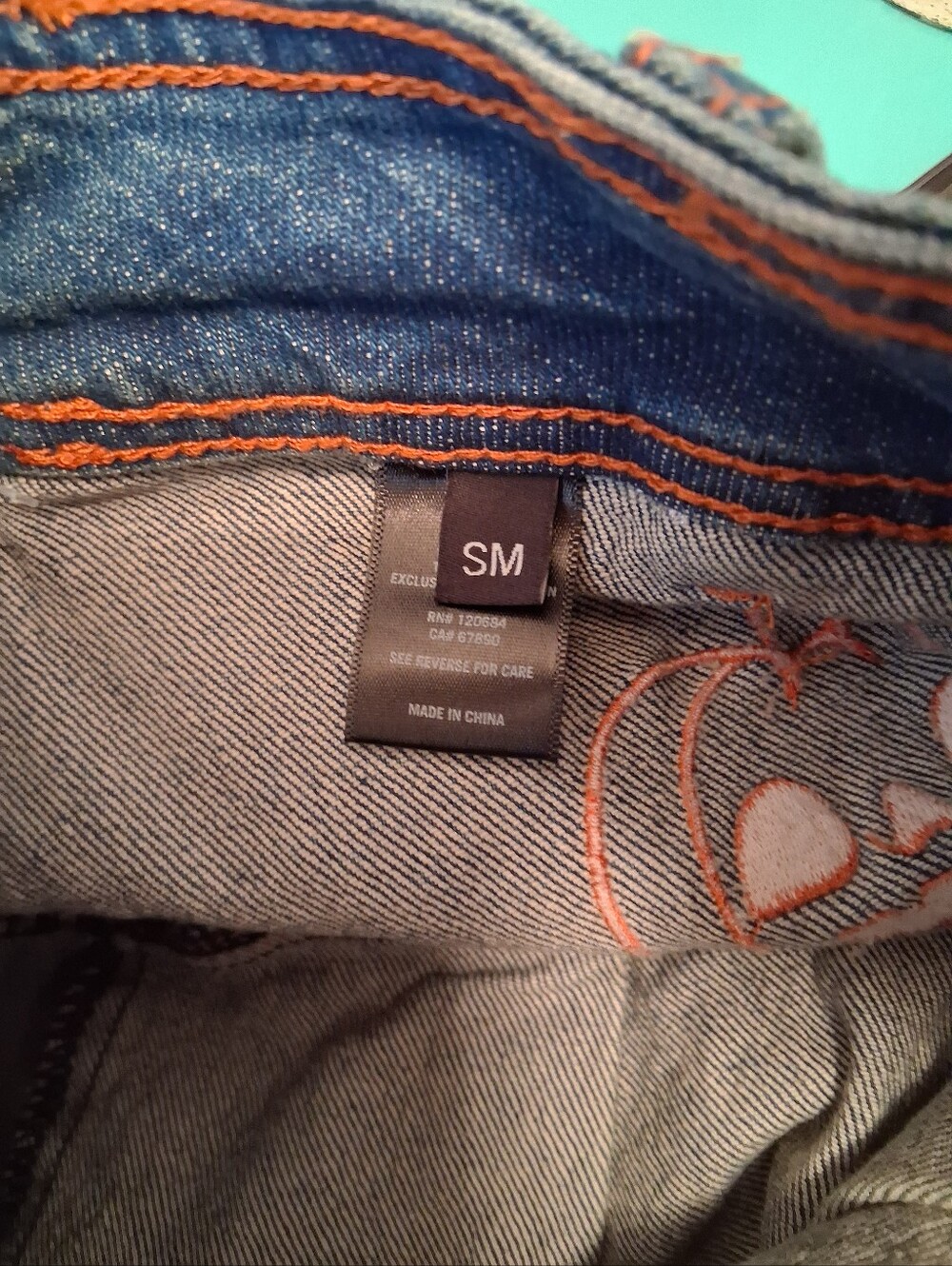 NWT Hot Topic Denim Mini - Picture 4 of 5